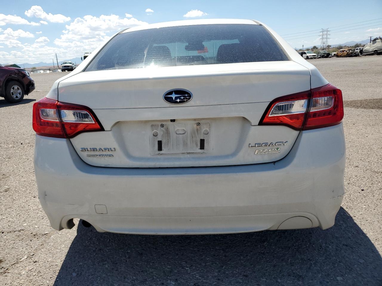 2015 Subaru Legacy 2.5I VIN: 4S3BNAA65F3042318 Lot: 81658445