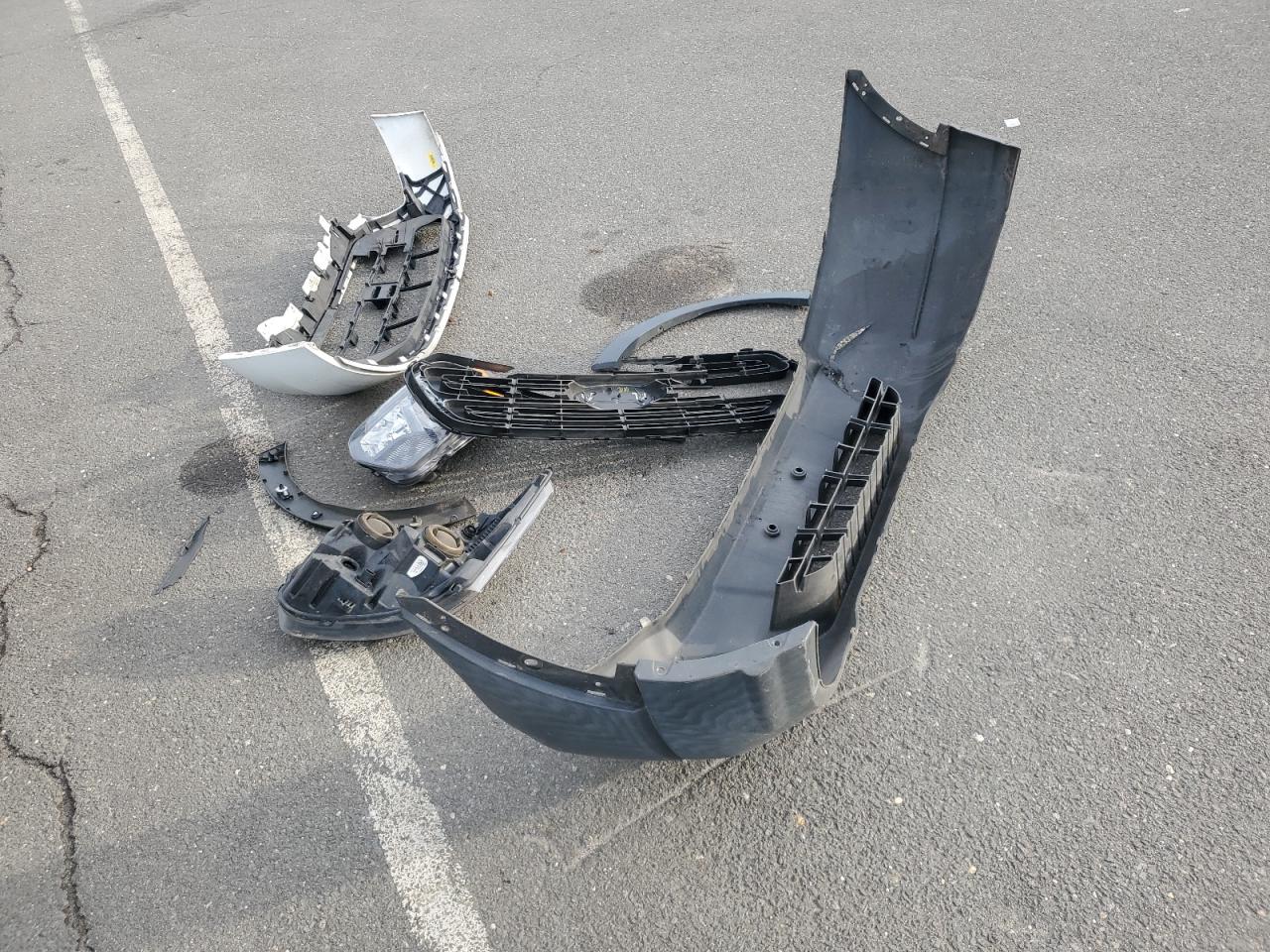 2018 Ford Transit T-150 VIN: 1FTYE2CM6JKA40815 Lot: 84353845