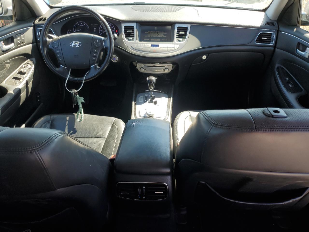 2013 Hyundai Genesis 3.8L VIN: KMHGC4DD3DU247890 Lot: 81869145