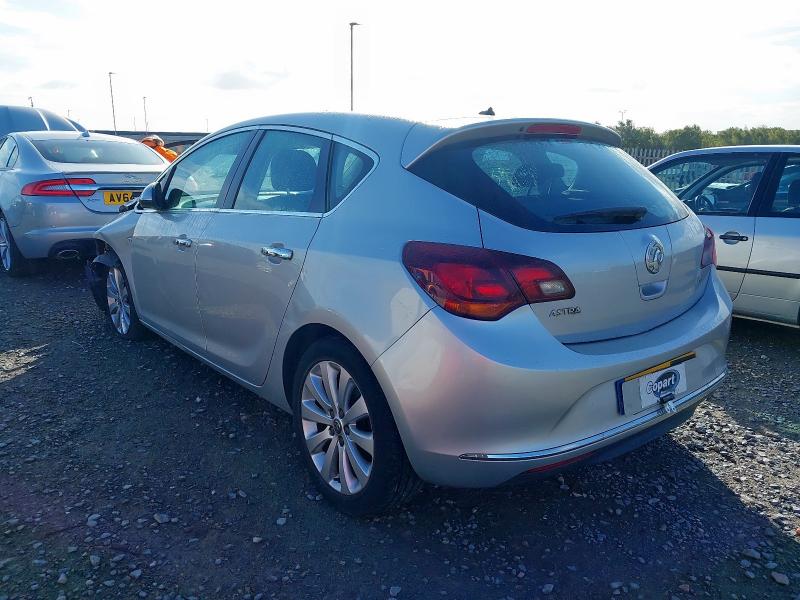 2013 VAUXHALL ASTRA SE 