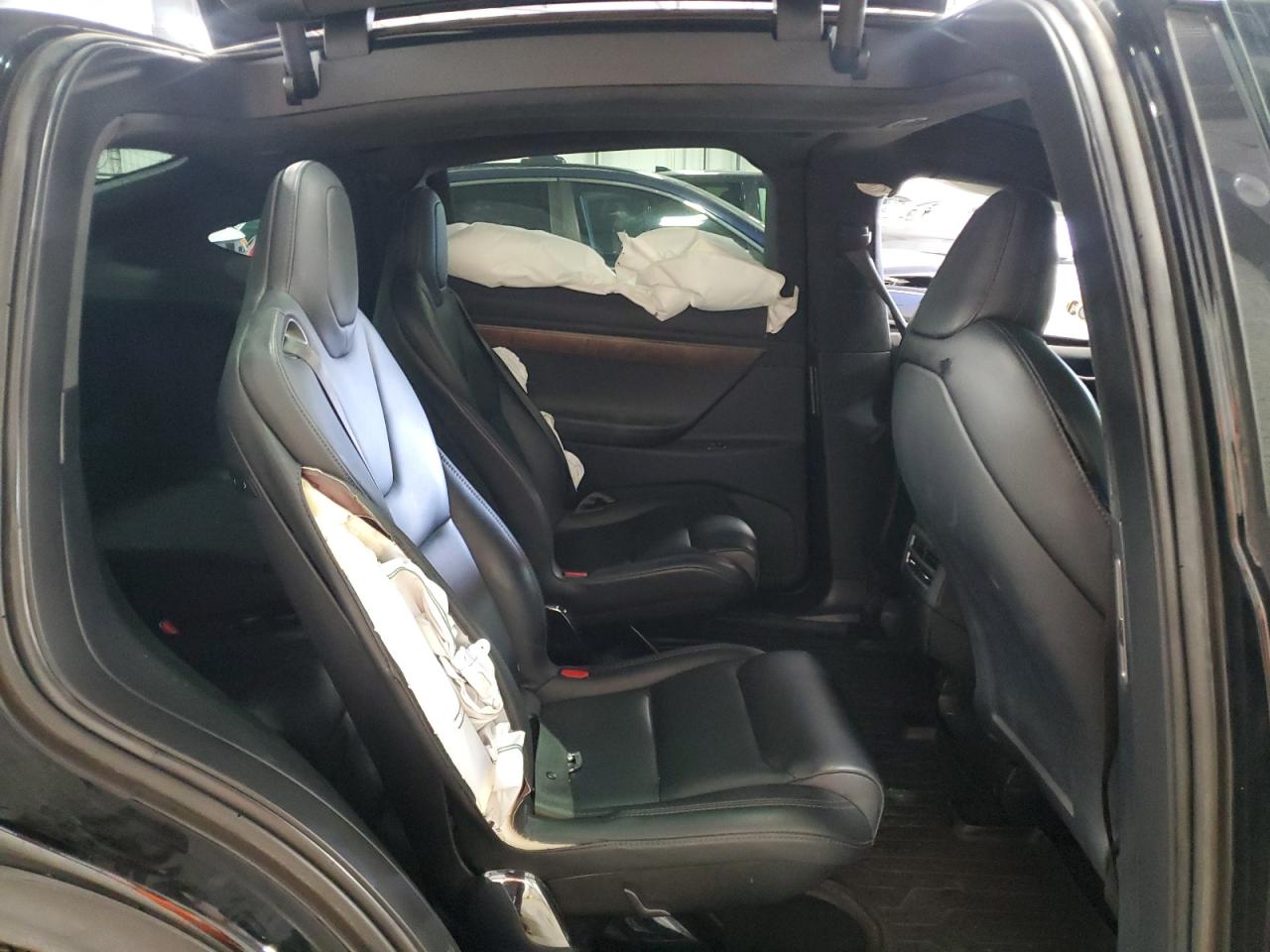 2020 Tesla Model X VIN: 5YJXCBE25LF298417 Lot: 84620875