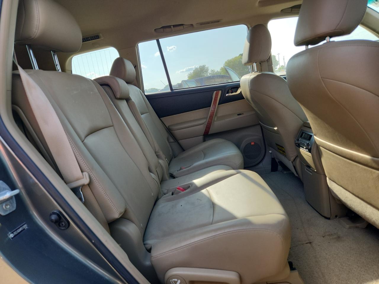 2009 Toyota Highlander Limited VIN: JTEES42A492120992 Lot: 71771575