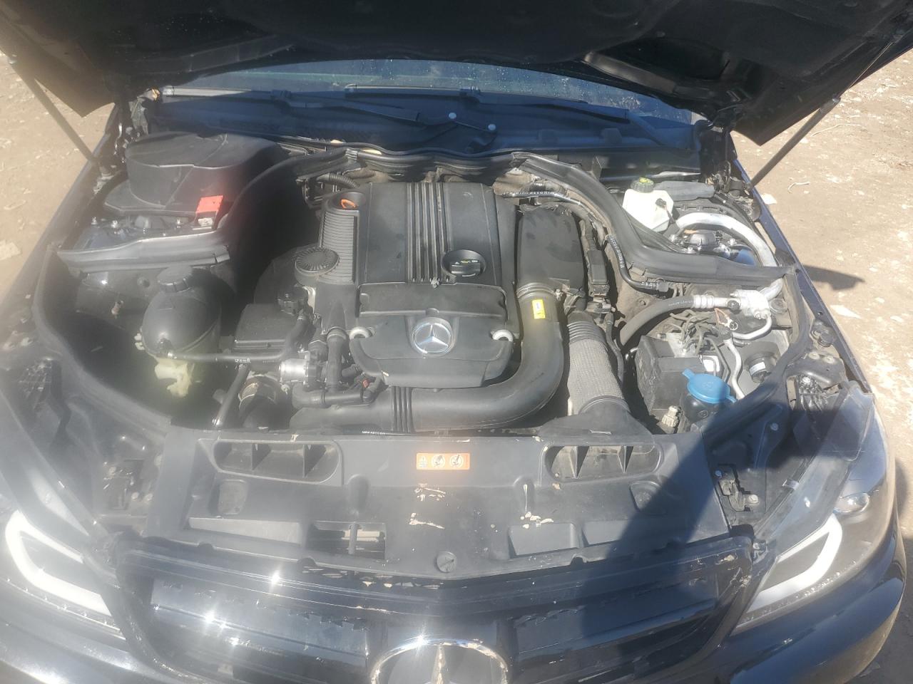 2012 Mercedes-Benz C 250 VIN: WDDGJ4HB0CF859816 Lot: 81598075