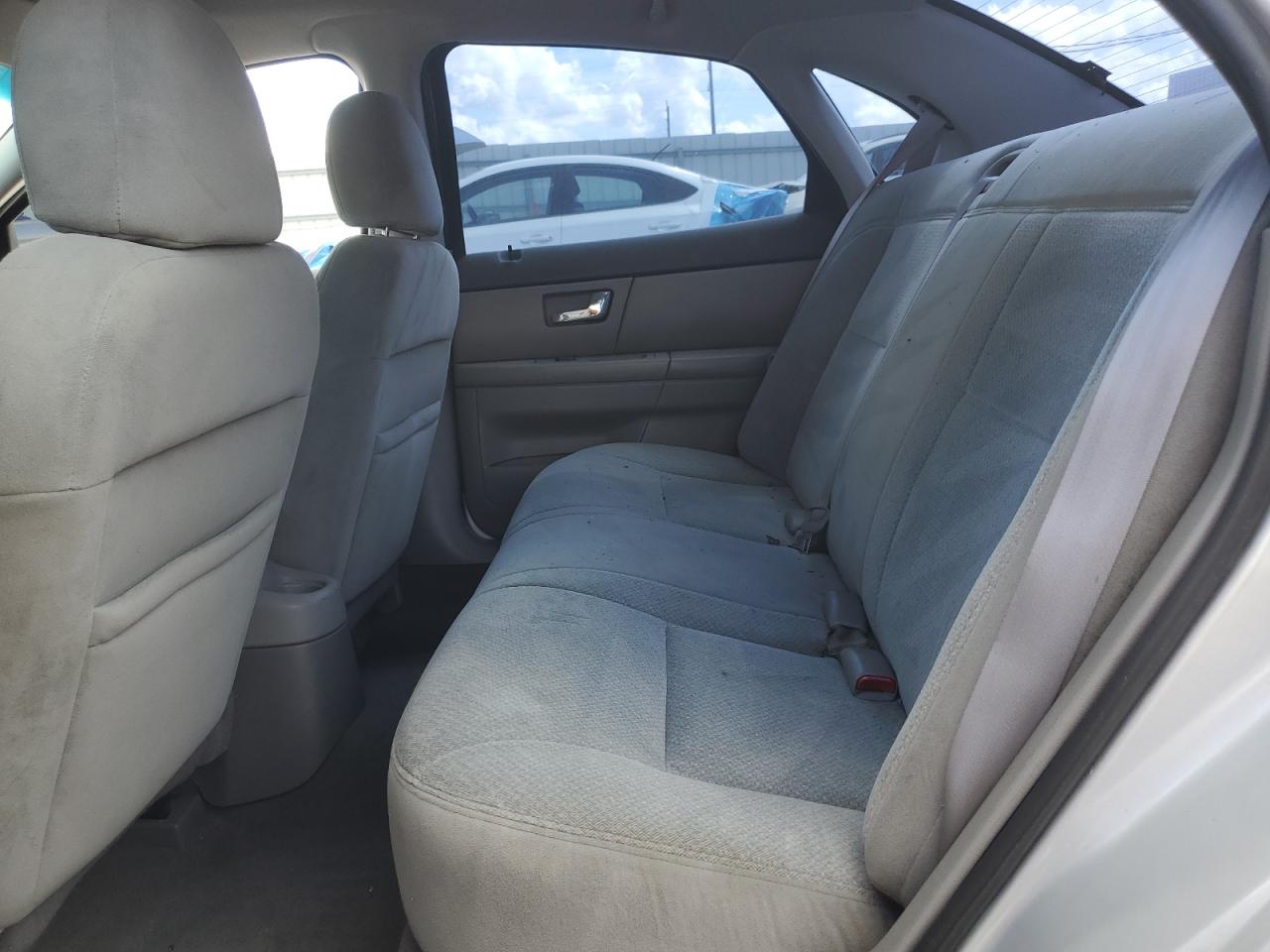 2000 Ford Taurus Lx VIN: 1FAFP52U9YA110348 Lot: 70742405