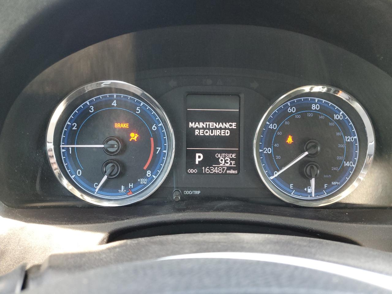 2018 Toyota Corolla L VIN: 2T1BURHE0JC046307 Lot: 80207055