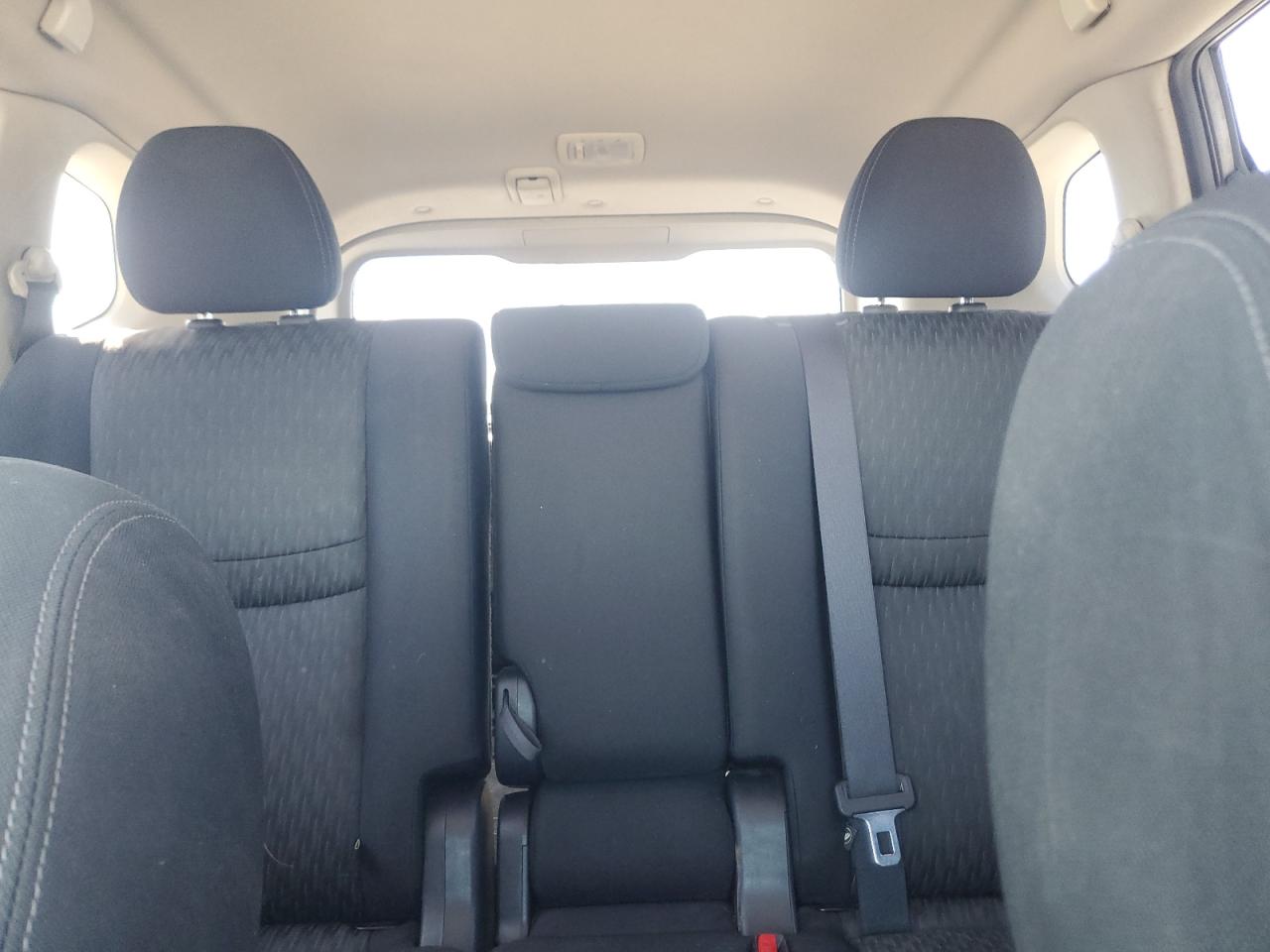 2020 Nissan Rogue S VIN: JN8AT2MV0LW134610 Lot: 81884055