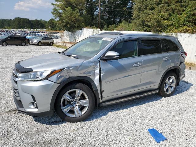  TOYOTA HIGHLANDER 2017 Серебристый