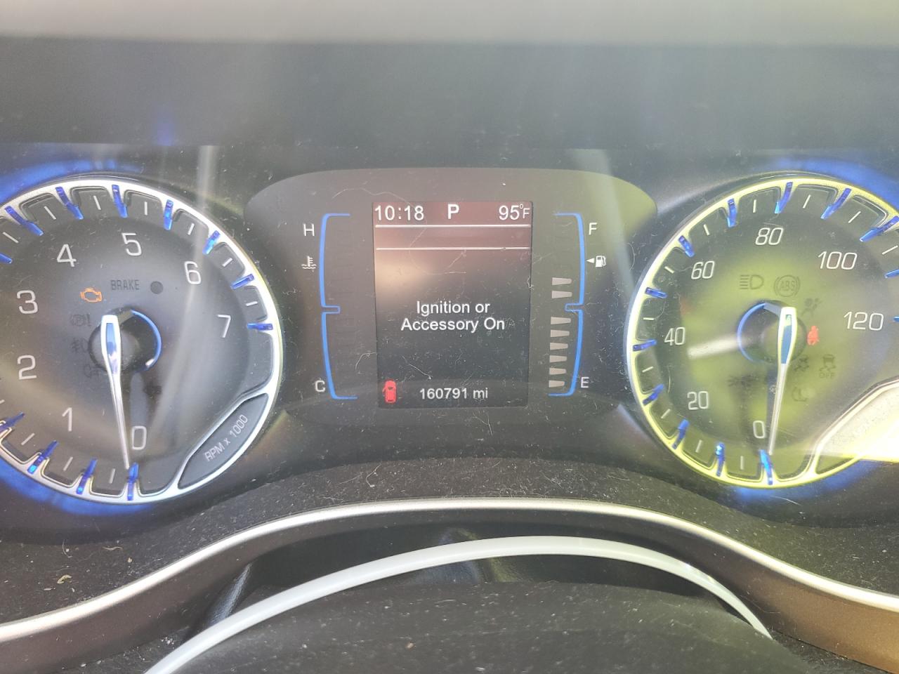 2017 Chrysler Pacifica Touring L VIN: 2C4RC1BG5HR576411 Lot: 84196445