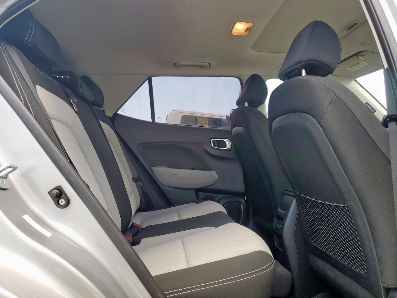 2024 Hyundai Venue Sel VIN: KMHRC8A31RU329720 Lot: 71304835