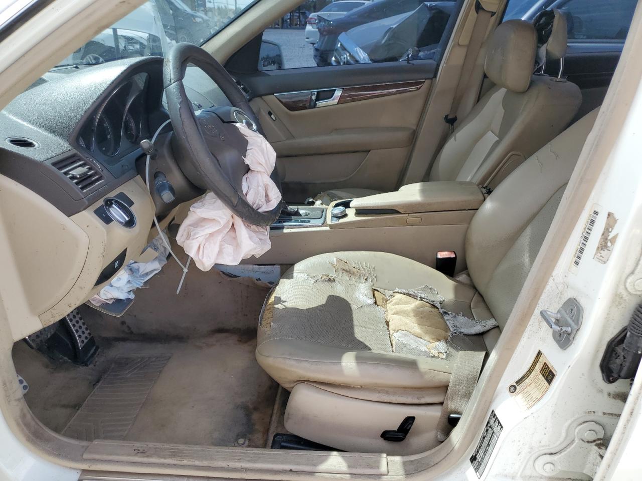 2011 Mercedes-Benz C 300 VIN: WDDGF5EB1BR160980 Lot: 84761825