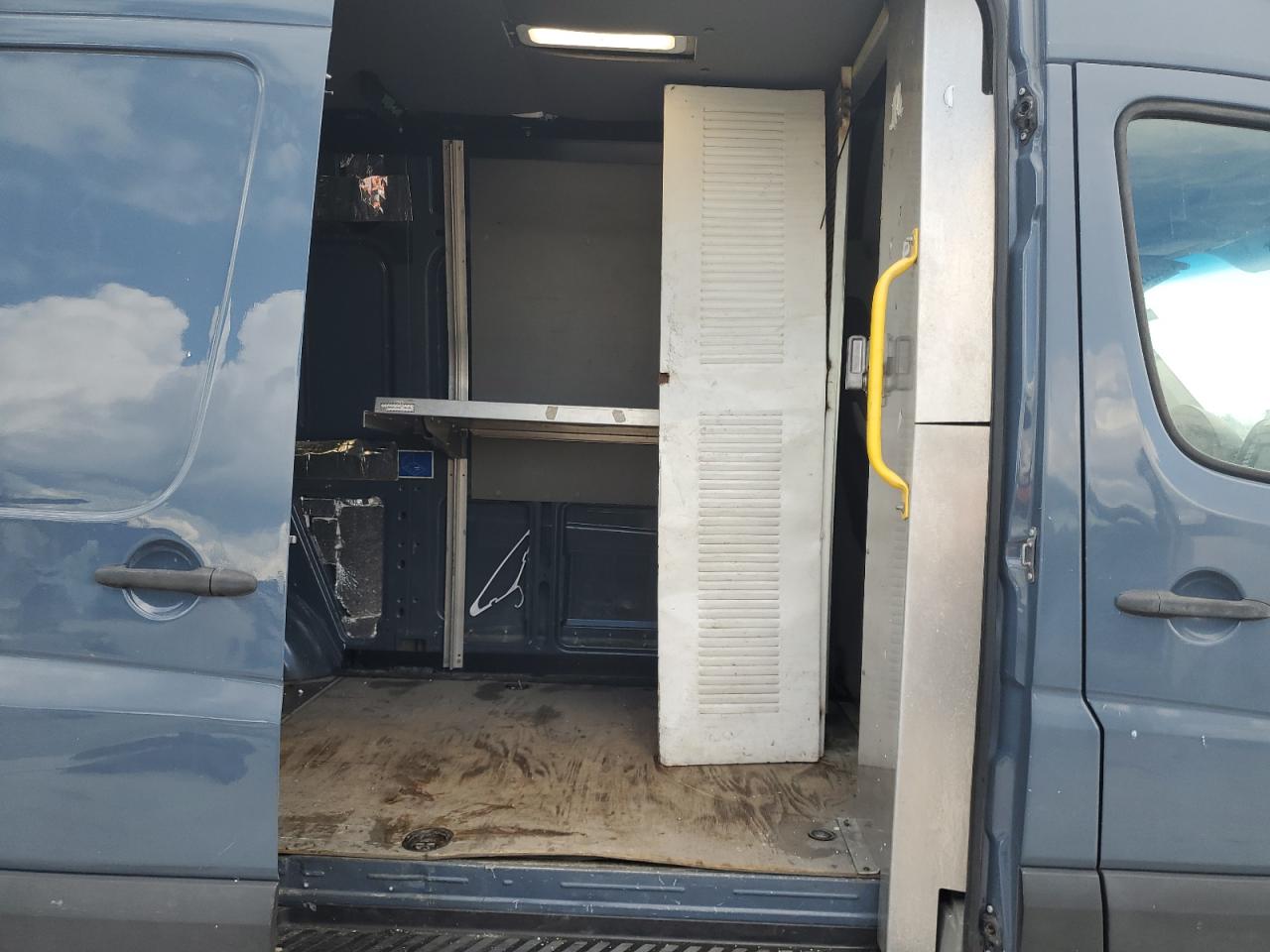 2018 Mercedes-Benz Sprinter 2500 VIN: WD3PE7CD8JP637096 Lot: 70309835