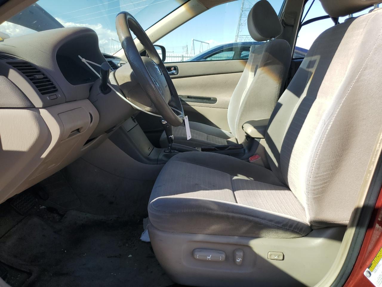 2005 Toyota Camry Le VIN: 4T1BE32K05U085038 Lot: 83763665