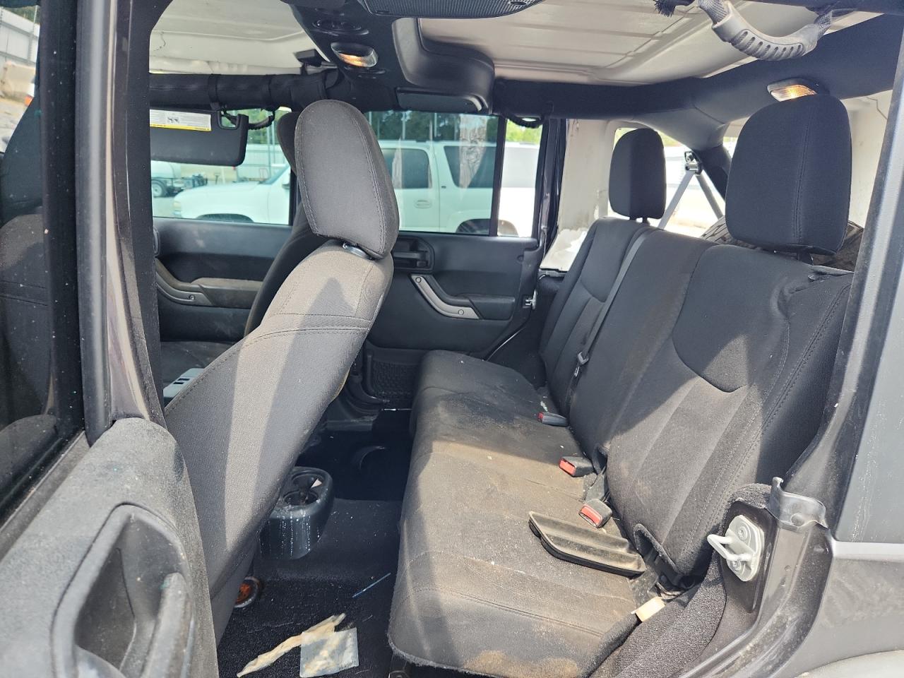 2018 Jeep Wrangler Unlimited Sport VIN: 1C4BJWDG8JL820231 Lot: 71902445