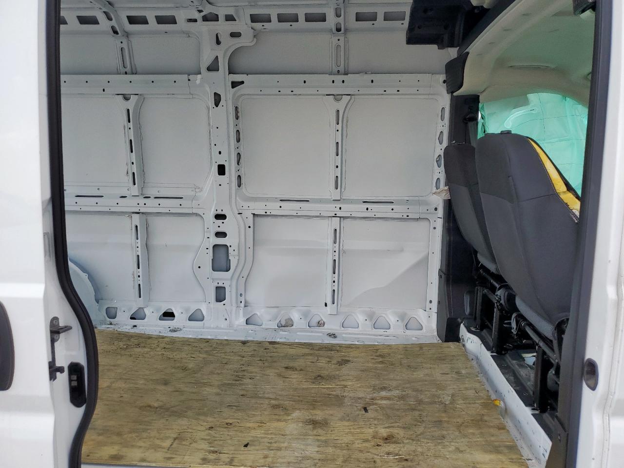 2024 Ram Promaster 2500 2500 High VIN: 3C6LRVDG6RE130223 Lot: 80306335