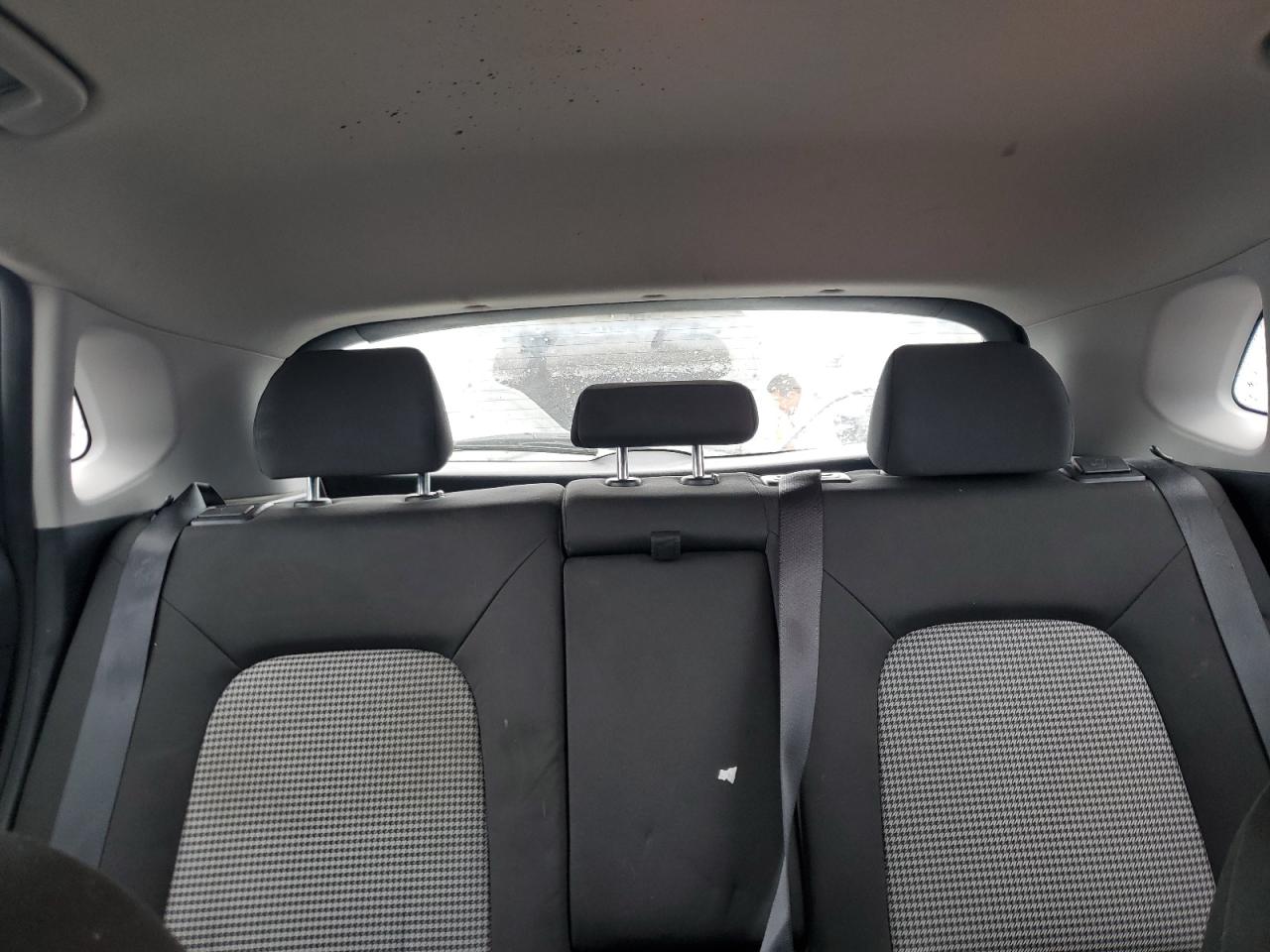 2020 Hyundai Kona Se VIN: KM8K1CAA8LU586129 Lot: 82136235