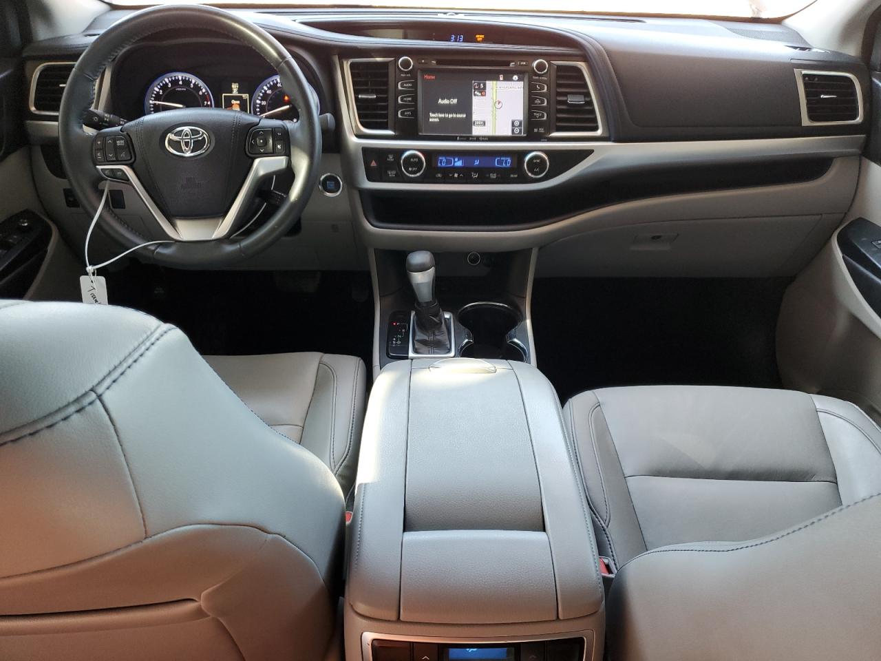 2016 Toyota Highlander Xle VIN: 5TDKKRFH4GS504790 Lot: 84626745