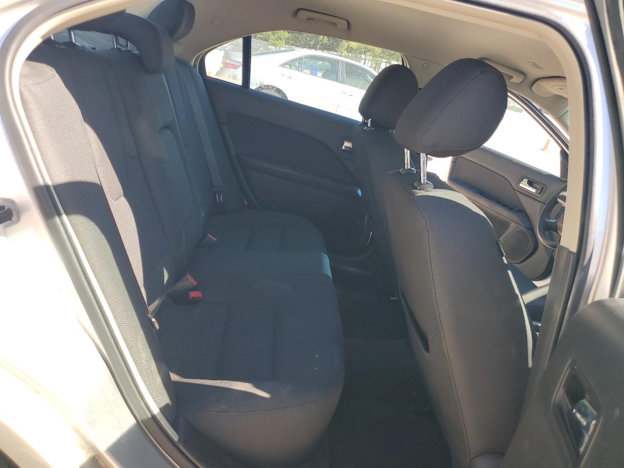 2012 Ford Fusion Se VIN: 3FAHP0HA7CR242337 Lot: 81239925