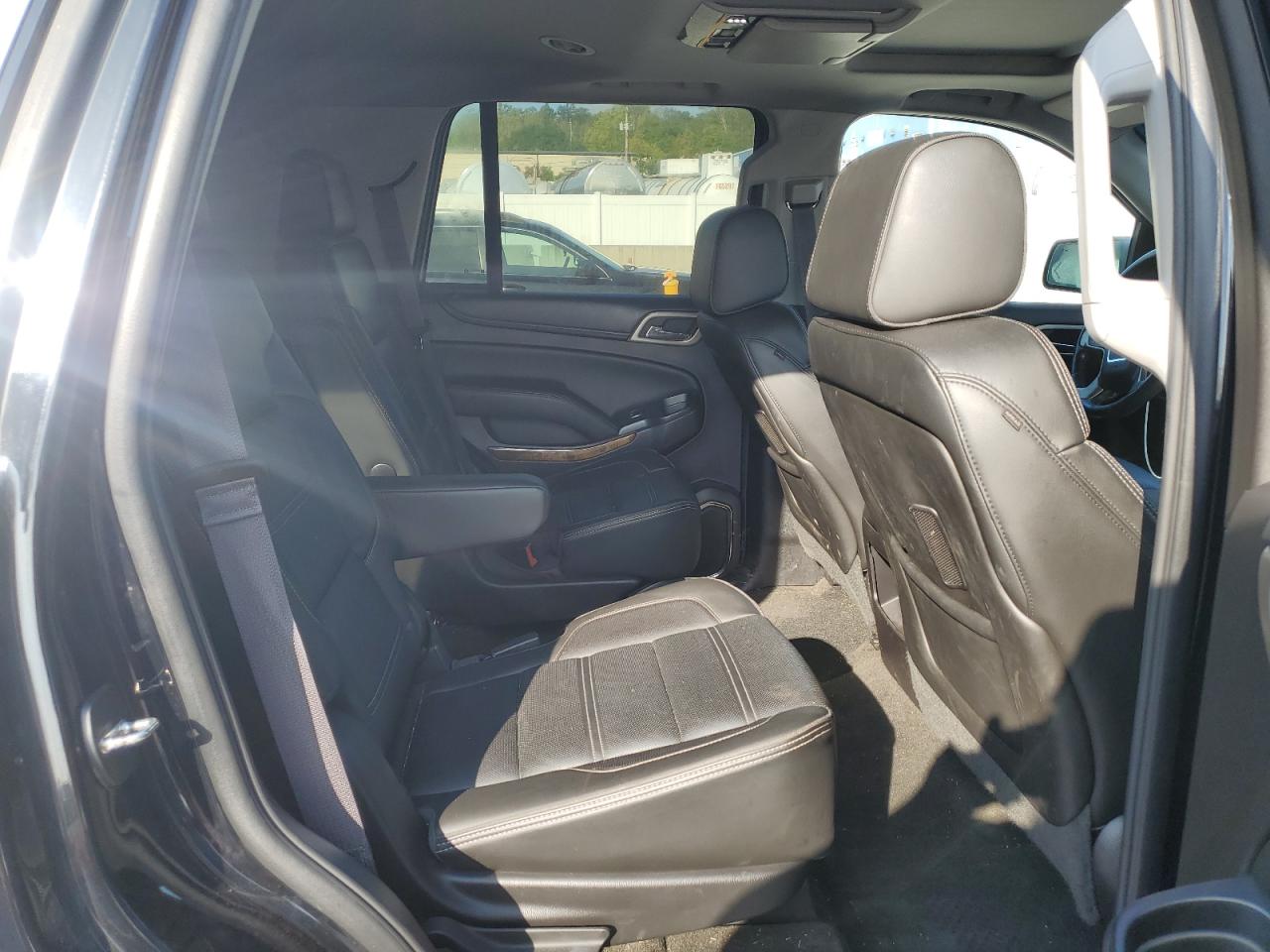 2015 GMC Yukon Denali VIN: 1GKS2CKJ5FR560289 Lot: 81799635