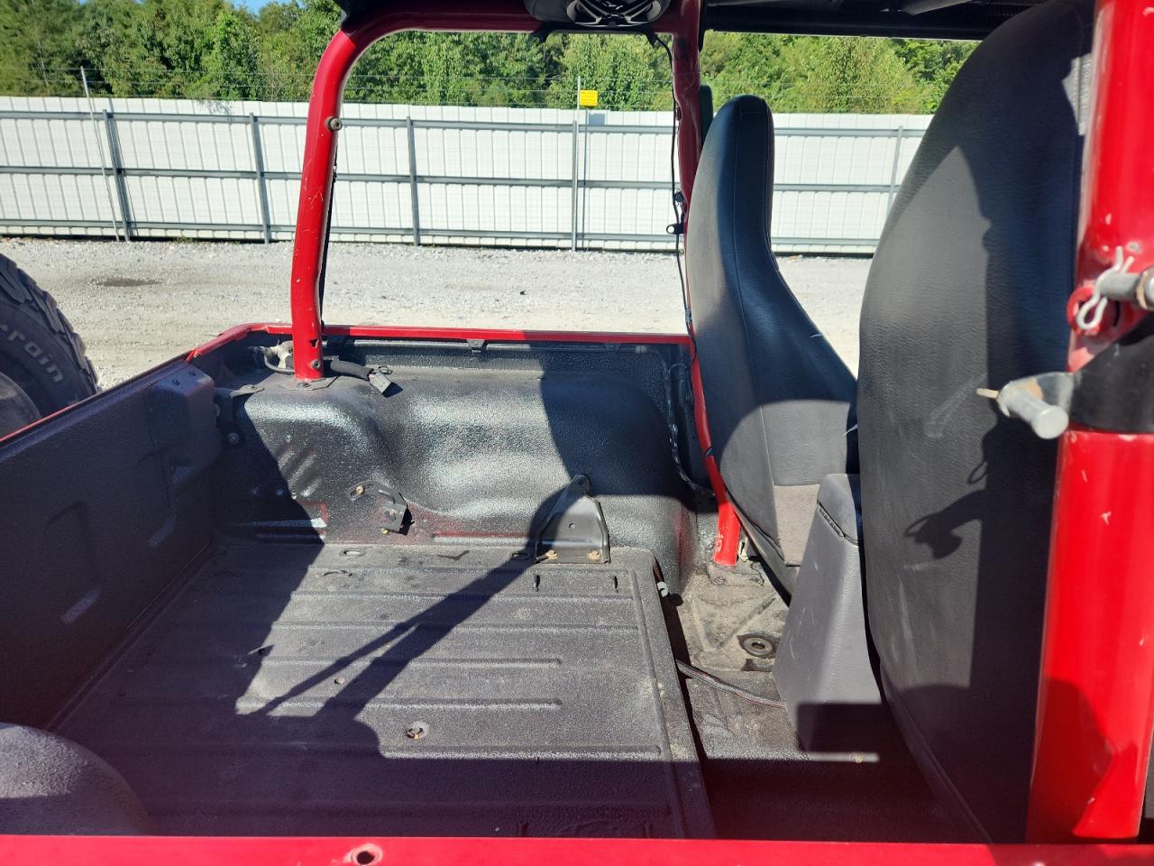 1999 Jeep Wrangler / Tj Sport VIN: 1J4FY19S8XP458426 Lot: 71040775