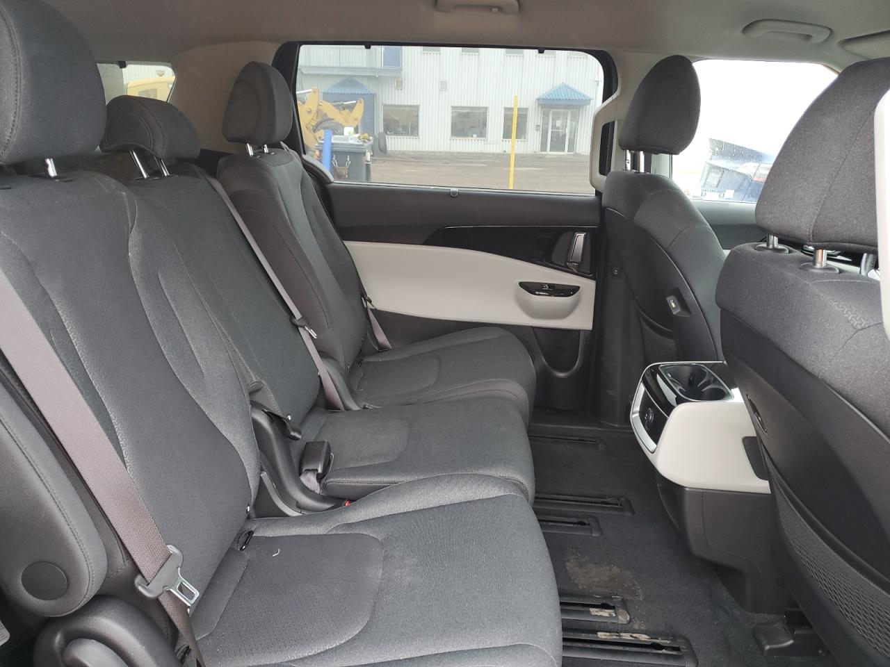 2023 Kia Carnival Lx VIN: KNDNB5H37P6262374 Lot: 82127365