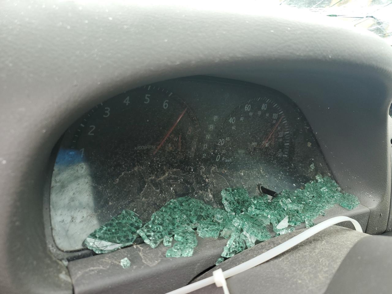 2002 Toyota Camry Le VIN: 4T1BE32K52U555219 Lot: 84436005