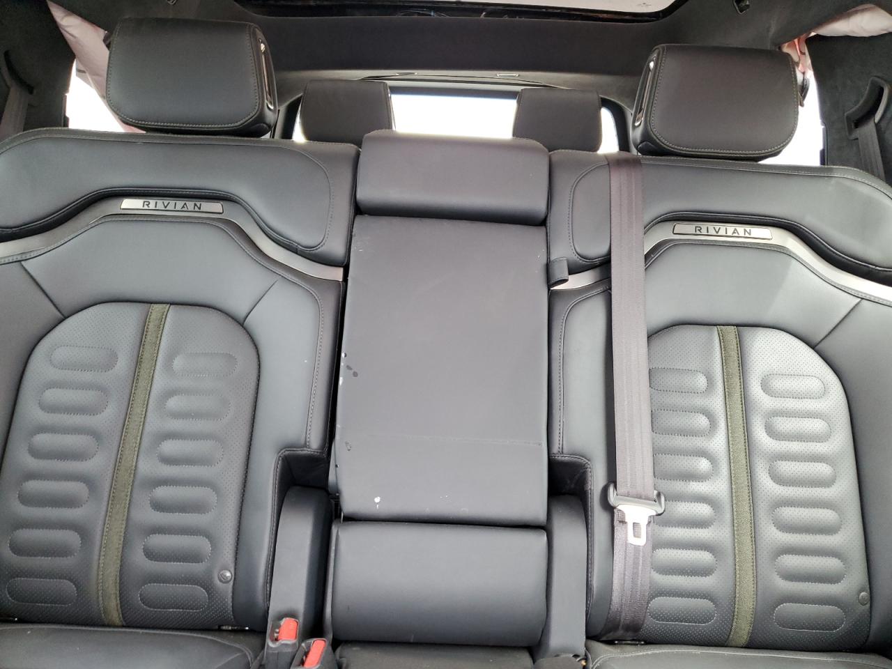 2023 Rivian R1S Launch Edition VIN: 7PDSGABL5PN003676 Lot: 80747255