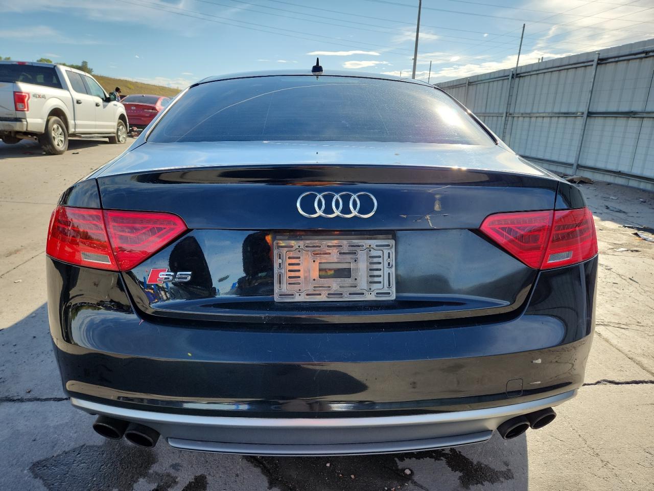 2014 Audi S5 Premium Plus VIN: WAUCGAFR4EA018083 Lot: 83751225