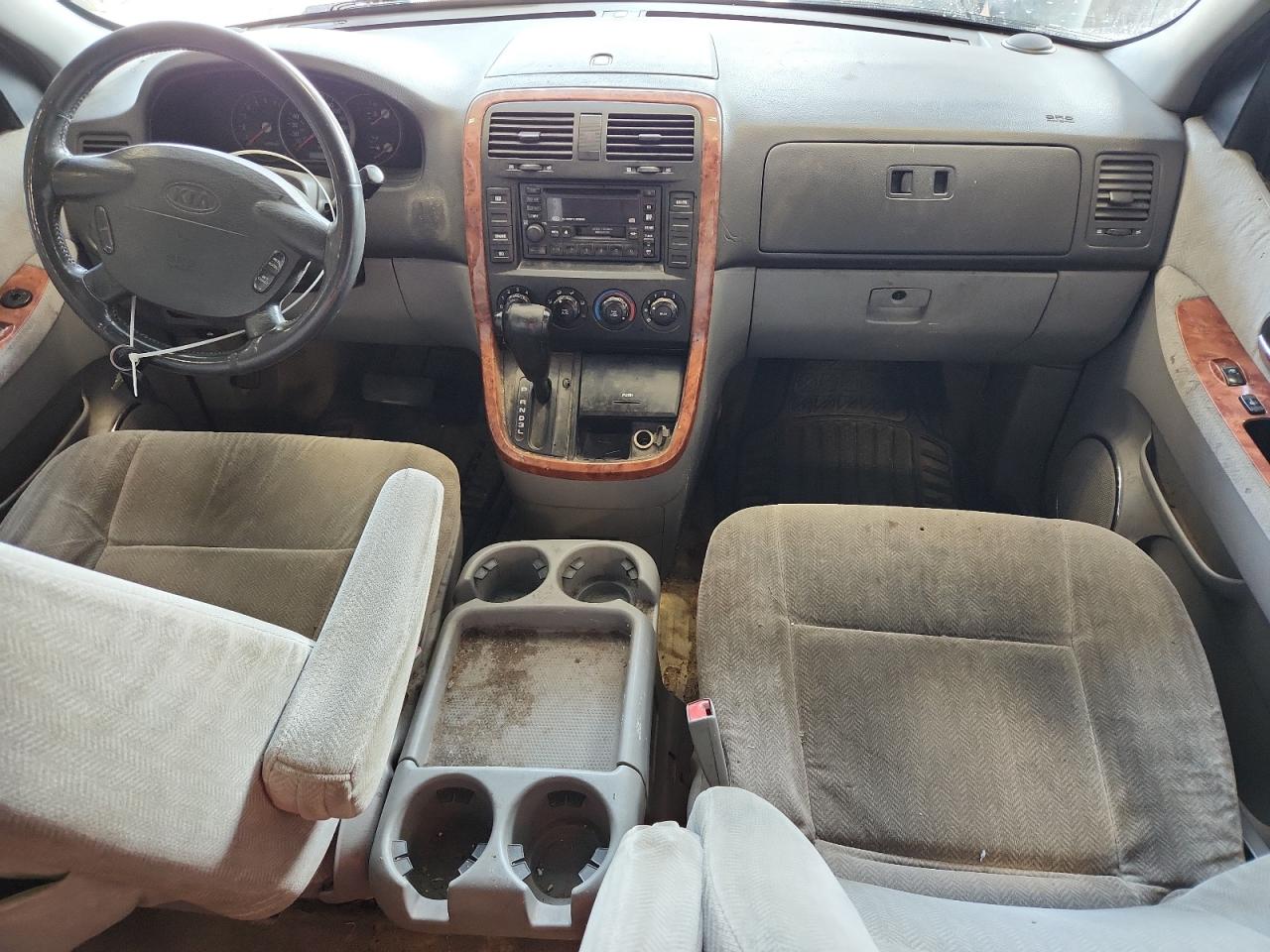 2005 Kia Sedona Ex VIN: KNDUP131056614039 Lot: 71895885