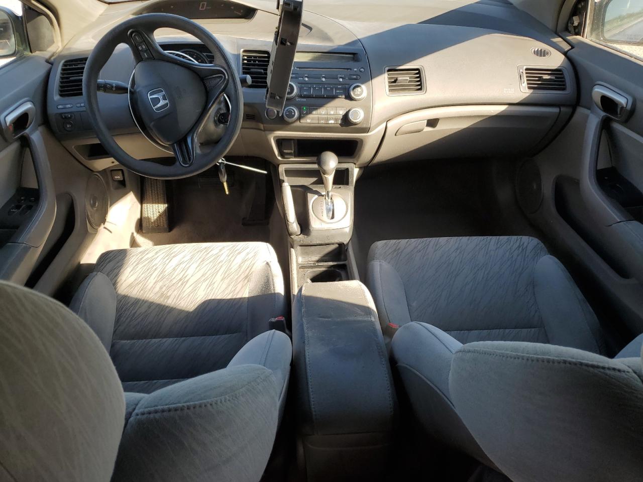 2007 Honda Civic Lx VIN: 2HGFG12617H526769 Lot: 84615055