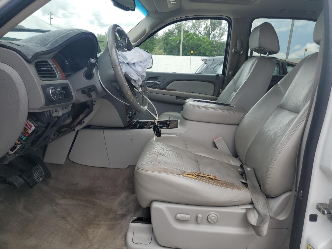 2009 Chevrolet Tahoe C1500 Ltz VIN: 1GNFC33079R134759 Lot: 81601295