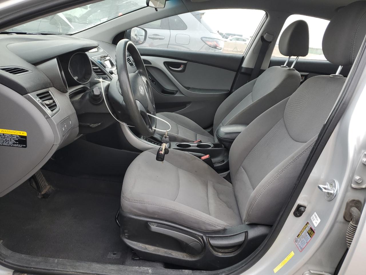 2016 Hyundai Elantra Se VIN: 5NPDH4AE0GH765461 Lot: 71842405