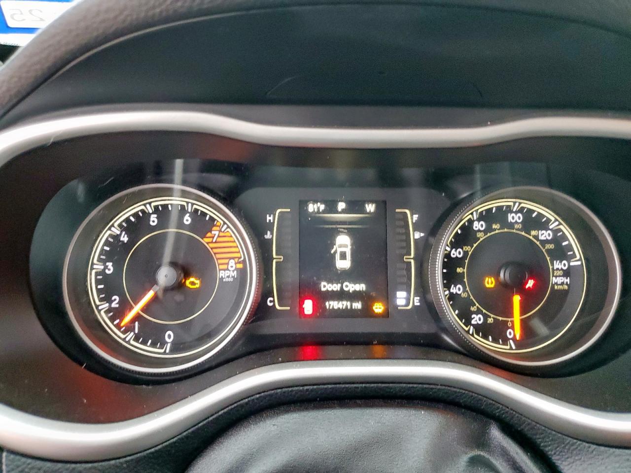 2016 Jeep Cherokee Latitude VIN: 1C4PJLCS0GW281699 Lot: 83966115