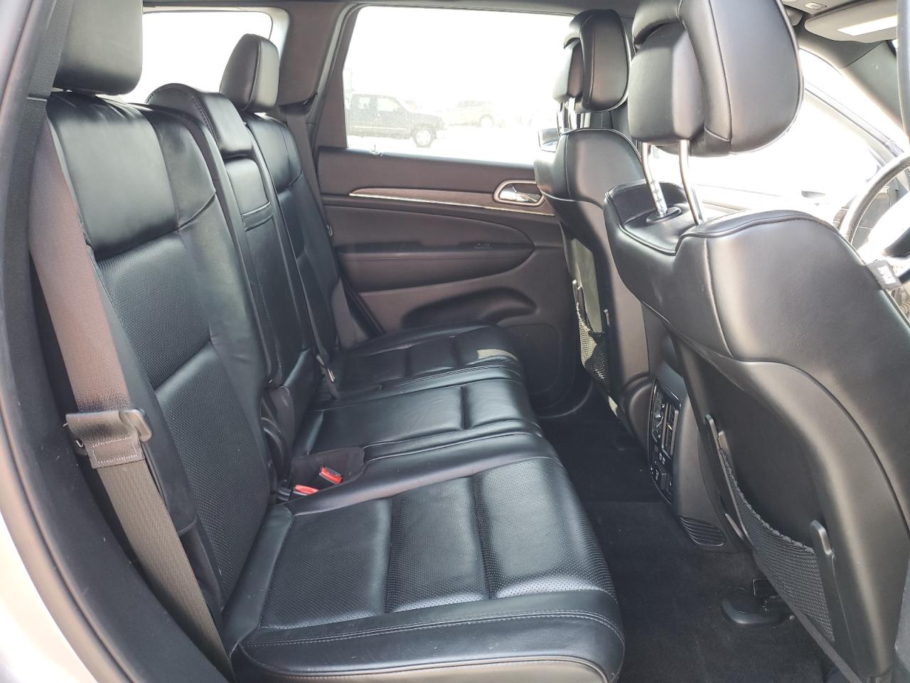 2018 Jeep Grand Cherokee Overland VIN: 1C4RJECG4JC512676 Lot: 71816195