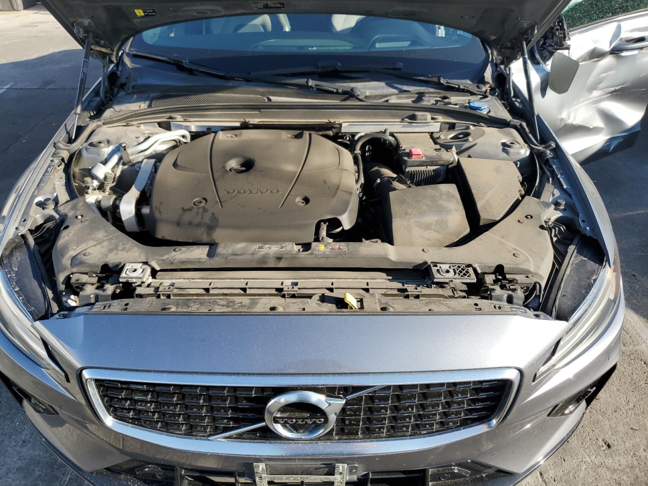 2020 Volvo S60 T5 R-Design VIN: 7JR102FM8LG041967 Lot: 81807205