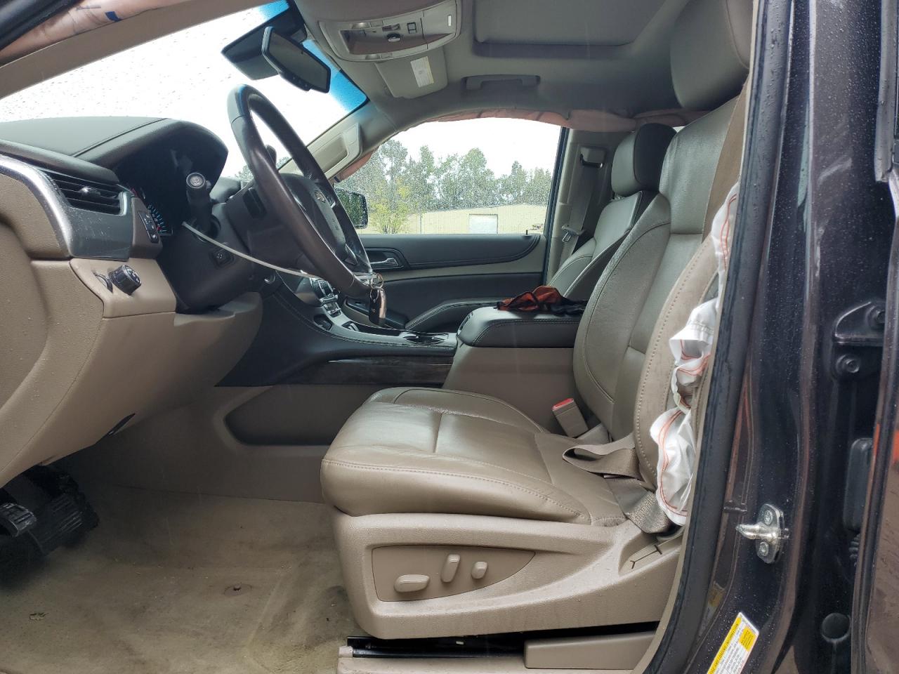 2015 Chevrolet Suburban C1500 Lt VIN: 1GNSCJKC9FR548894 Lot: 81880935