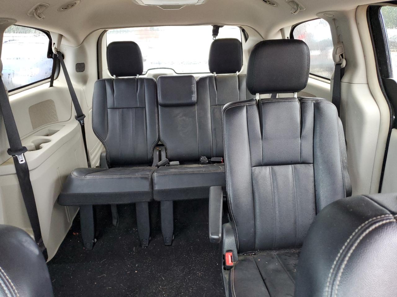 2016 Chrysler Town & Country Touring VIN: 2C4RC1BG2GR292913 Lot: 81461995