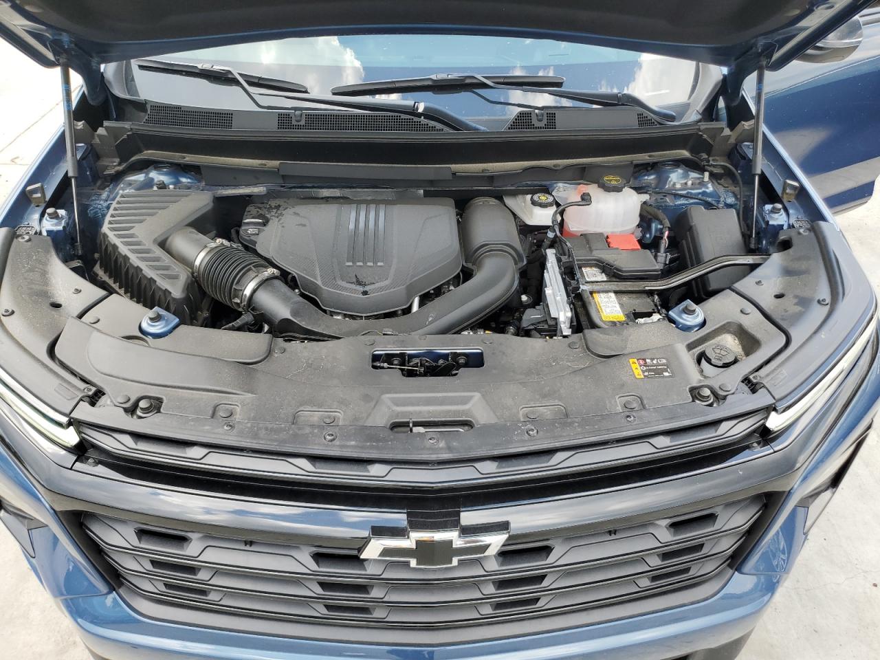 2025 Chevrolet Traverse Lt VIN: 1GNERGRS9SJ121591 Lot: 81445515