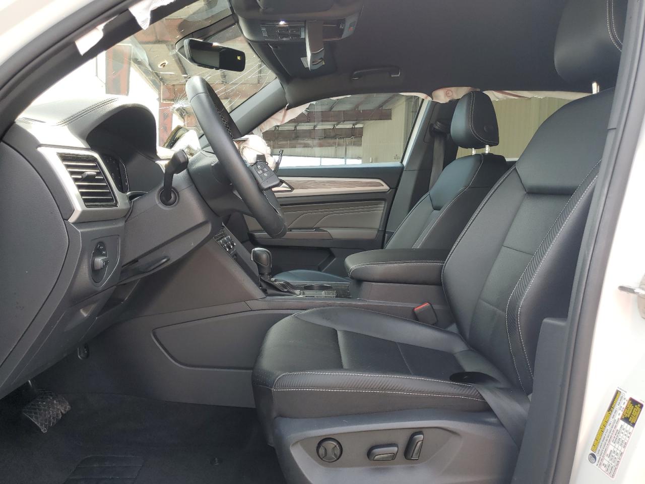 2023 Volkswagen Atlas Cross Sport Se VIN: 1V2WE2CAXPC215484 Lot: 72096275