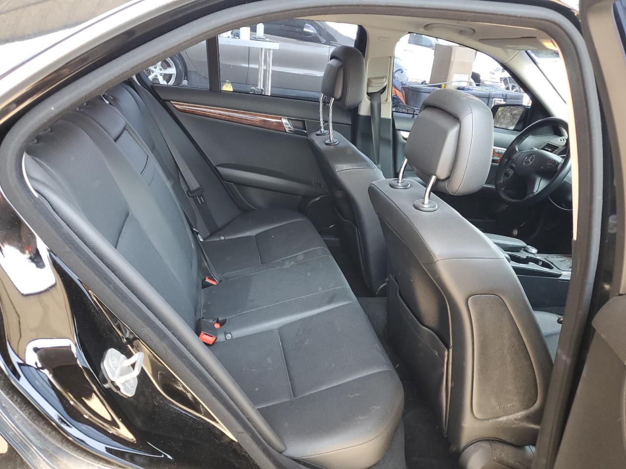 2011 Mercedes-Benz C 300 VIN: WDDGF5EB1BR159876 Lot: 72084935