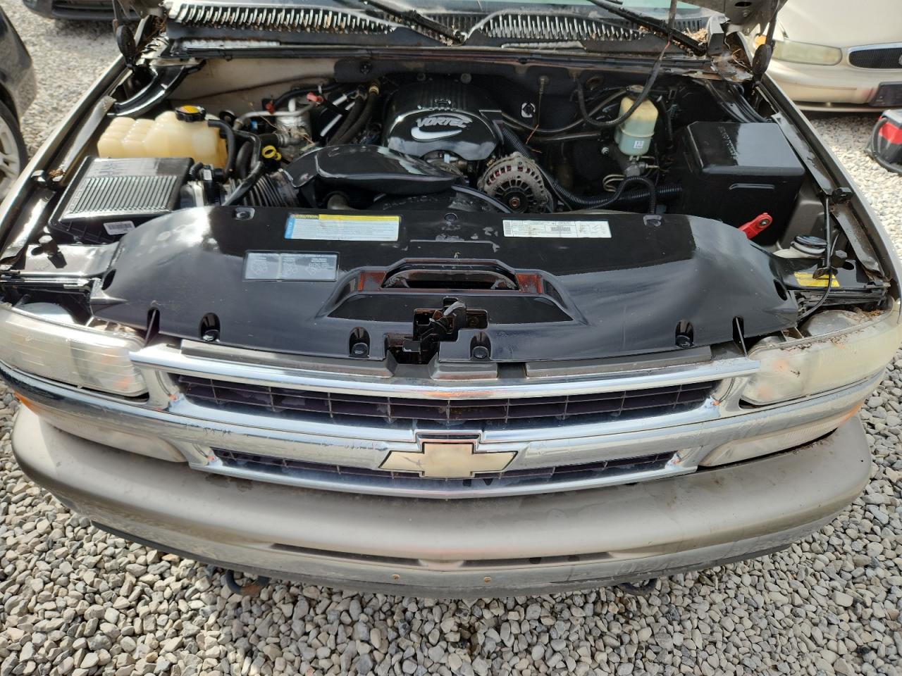 2001 Chevrolet Suburban K1500 VIN: 3GNFK16T71G175944 Lot: 71738985