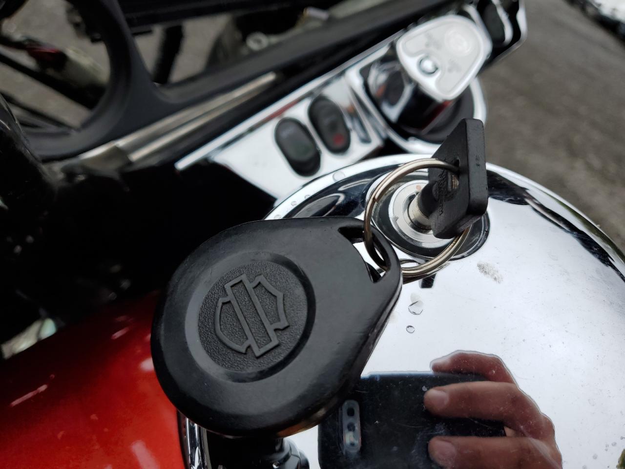 2008 Harley-Davidson Flhtcui VIN: 1HD1FC4178Y626213 Lot: 71673355