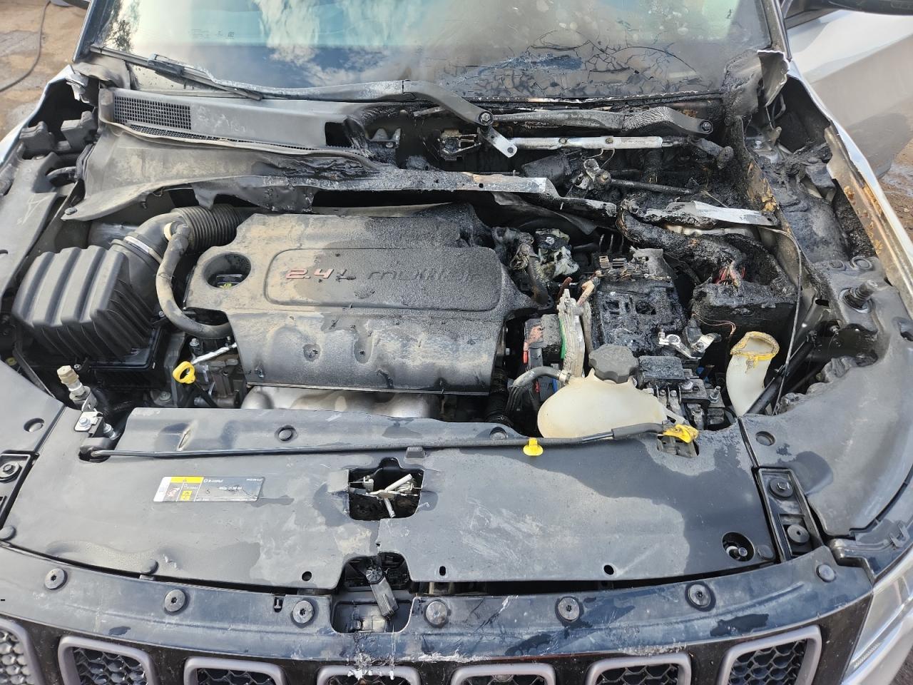 2019 Jeep Compass Trailhawk VIN: 3C4NJDDB7KT709102 Lot: 81302635