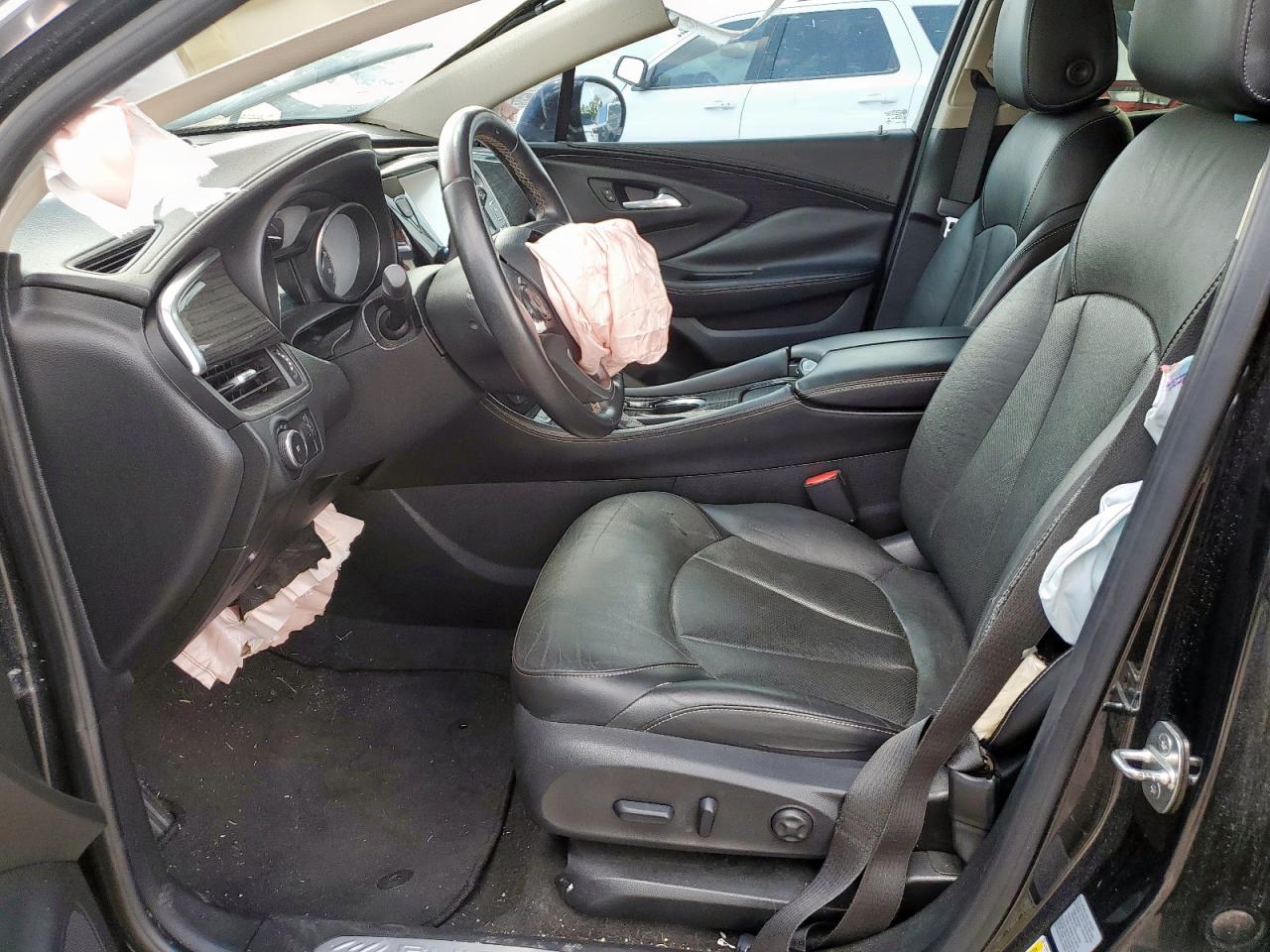 2017 Buick Envision Essence VIN: LRBFXBSA6HD002281 Lot: 81809205