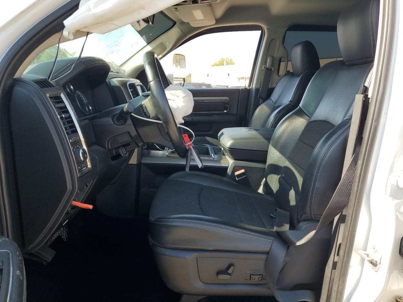 2014 Ram 1500 Sport VIN: 1C6RR7UT5ES138842 Lot: 81815135