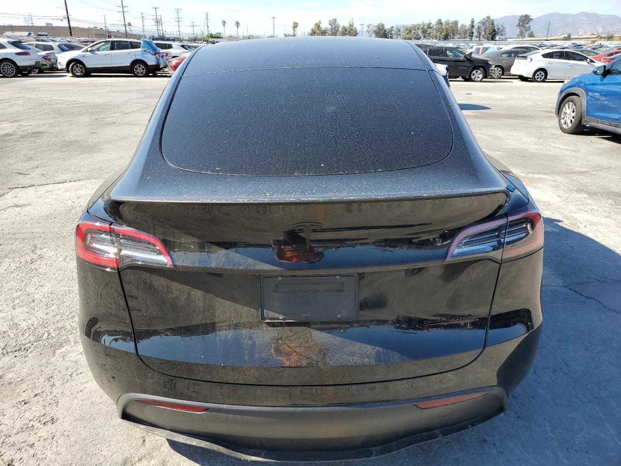 2023 Tesla Model Y VIN: 7SAYGDEF8PF941004 Lot: 82151855