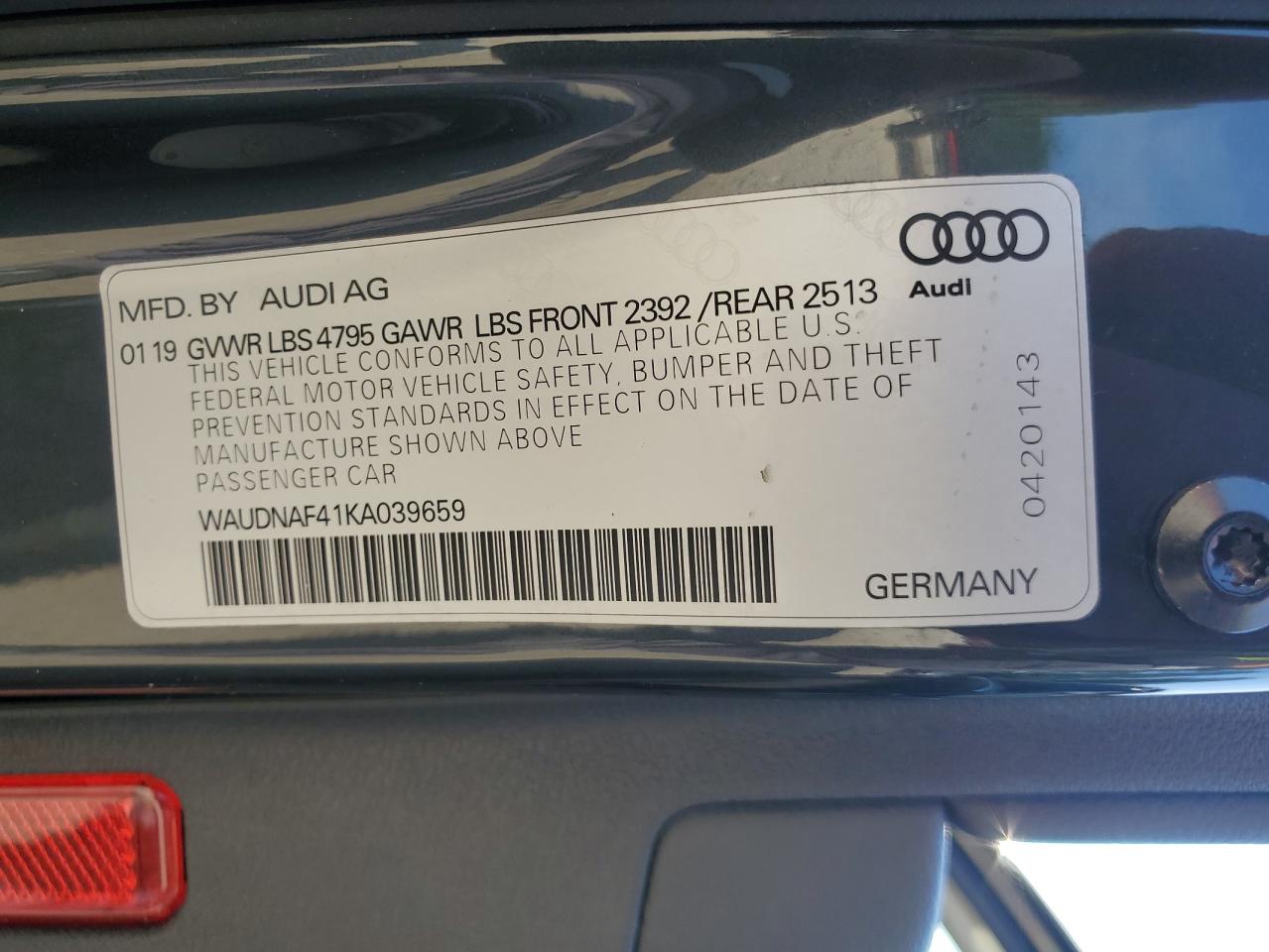 2019 Audi A4 Premium VIN: WAUDNAF41KA039659 Lot: 70864965