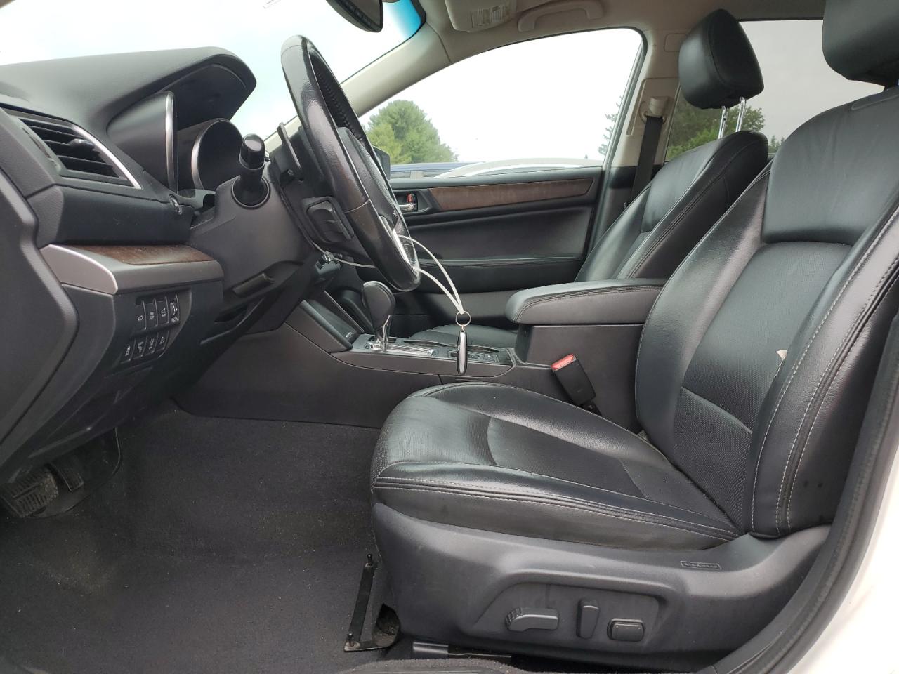 2015 Subaru Outback 3.6R Limited VIN: 4S4BSENC9F3310735 Lot: 81739945