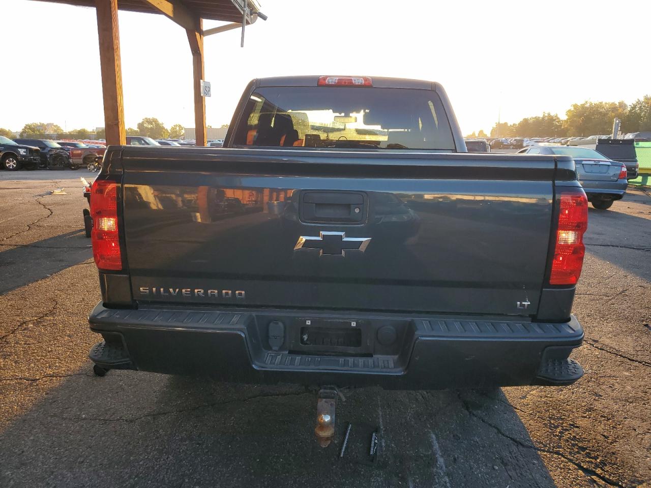 2018 Chevrolet Silverado K1500 Lt VIN: 3GCUKREC3JG299046 Lot: 84197555