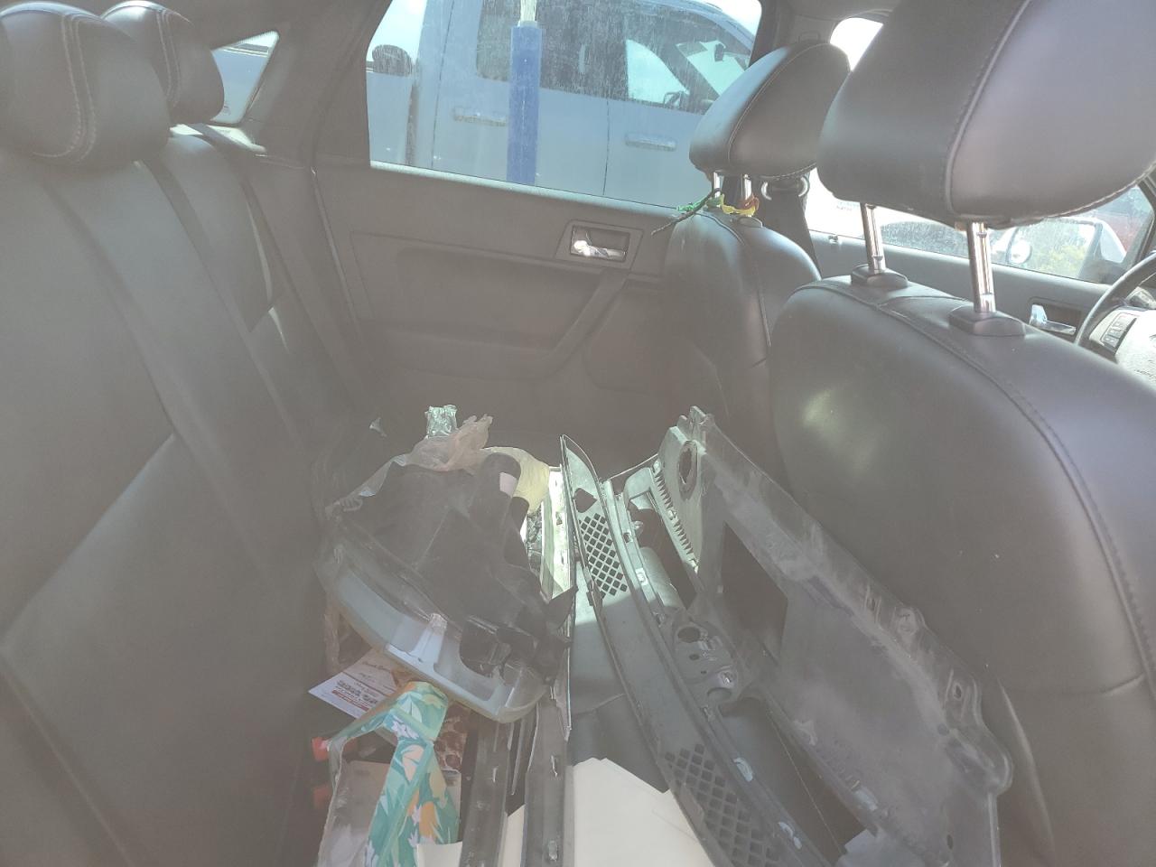 2011 Ford Focus Sel VIN: 1FAHP3HN2BW113258 Lot: 72009185