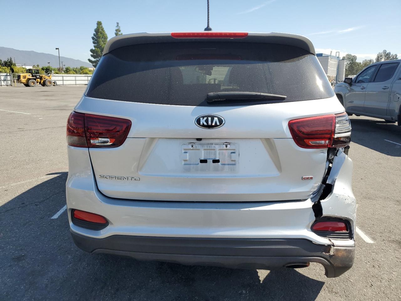 2019 Kia Sorento L VIN: 5XYPG4A34KG520189 Lot: 80807715